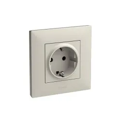 LEGRAND 768415-როზეტი დამიწებით და დაცვით (ბეჟი)-JUSTSHOP.GE-ზე